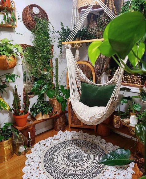 Macrame swing chair shown in a cozy room full of plants Dream Rooms, Interior, Boho, Home Décor, Room With Plants, Boho Room, Hippy Room, Aesthetic Room Decor, Dream Room Inspiration