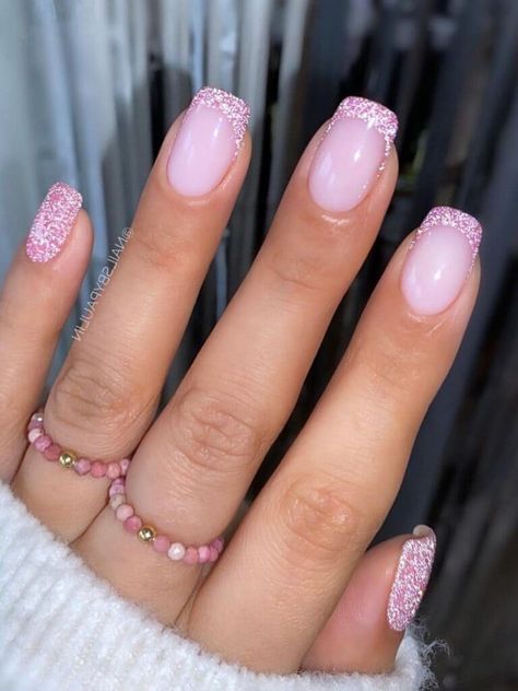 Shimmery pink French tips Cute Nails, Ongles, Pretty Nails, Trendy Nails, Chic Nails, Fancy Nails, Minimalist Nails, Cute Gel Nails, Pins