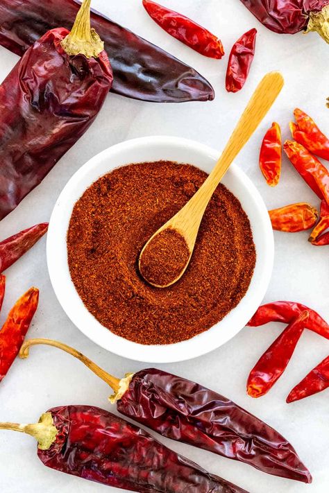 Chili Powder, Chili Powder Recipe, Chili Spices, Chili Powder Recipe Homemade, Chili Chili, Homemade Chili, Mexican Chili Powder, Chili Recipes