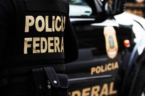 A Polícia Federal (PF) Crime, Brazil, Police, Federal, Military Police, Vehicle Logos, Tactical Gear, Army Police, Chevrolet Logo