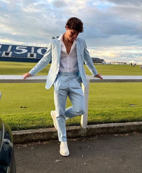 22 Best Graduation Outfits for Boys 2023 #graduationoutfits #menswear #teenoutfits #outfittrends Boy Outfits, Guy Prom Outfits, Men Stylish Dress, Blue Suit Men, Suits For Guys, Guys Prom Outfit, Boy Prom Outfit, Moda Hombre, Prom Men Outfit