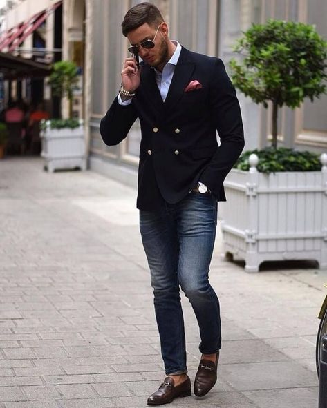 How To Wear A Double Breasted Suit? - Men’s Double Breasted Suit Ideas Outfits, Jeans, Men Casual, Moda Hombre, Coat Pant, Casual Blazer, Mens Outfits, Blazers For Men, Blazer With Jeans