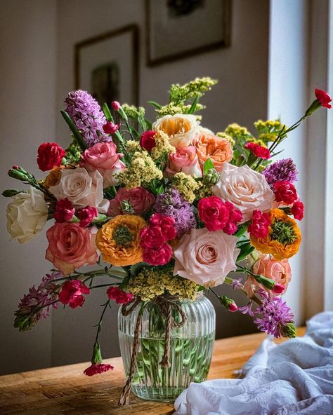 Gardening, Instagram, Inredning, Arrangement, Bloom, Arreglos Florales, Floral Decor, Hoa, Beautiful Flowers
