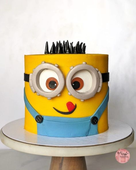 15 Super-Cool Minion Cake Ideas | The Bestest Ever! Cake, Fondant, Minion Cake Design, Minion Cake, Kids Cake, Minons Cake, Minion Birthday Cake, Birthday Cake Kids, Cake Designs Birthday