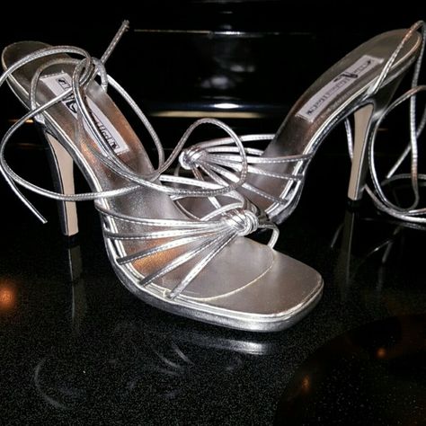 Sexy Strappy Metallic Silver heels Parties, Outfits, Silver Strappy Heels, Strappy Sandals Heels, Shoes Heels, Strap Heels, Heels Prom, Silver Heels Prom, Prom Shoes Silver