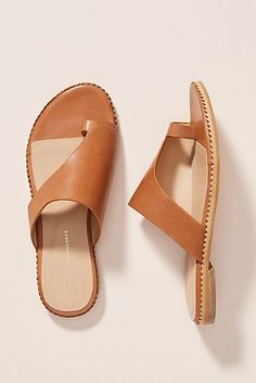 Heel Sandals Outfit, Fashion Shoes Sandals, Strappy Sandals Flat, Toe Post Sandals, Minimalist Shoes, Sandals Outfit, Studded Heels, Leather Slide Sandals, Womens Shoes High Heels