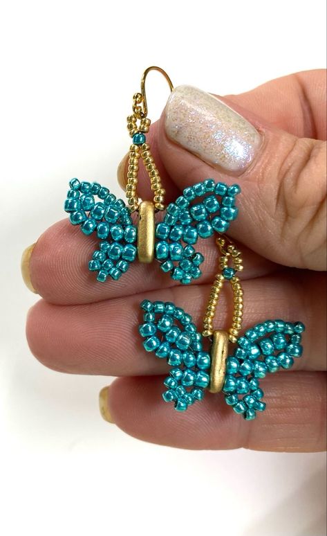 Beaded Earrings Patterns, Beaded Jewelry Patterns, Beads And Wire, Beaded Earrings Diy, Beaded Jewelry Pattern, Beaded Earrings Tutorials, Bead Designs, Bead Jewellery, Beads Craft Jewelry