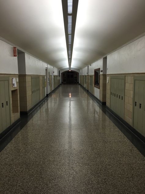 Going to school after dark and feeling that eerie empty feeling: 29 Extremely Specific Things Everyone Did In Elementary School You Definitely Forgot About Primary School Education, Inspiration, Art, Design, School Hallways, Elementary Schools, Old Commercials, Hallway, Elementary