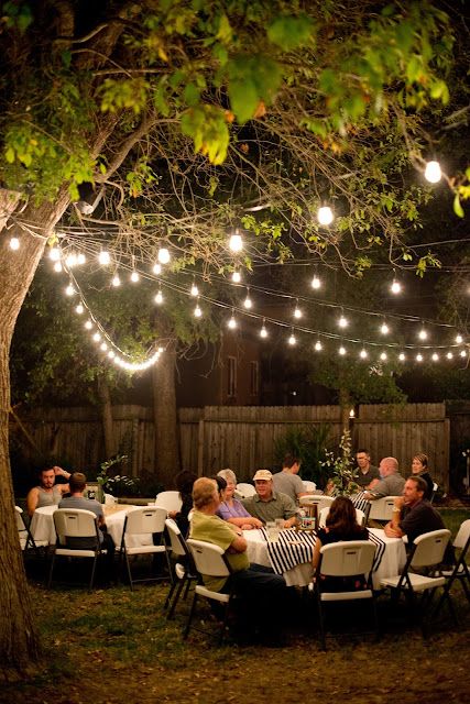Domestic Fashionista: Backyard Birthday Party: For the Guy in Your Life Backyard Party Decorations, Backyard Dinner Party, Backyard Birthday Parties, Outdoor Parties, Backyard Party, Outdoor Party, Yard Party, Rustic Birthday Parties, Outdoors Birthday Party
