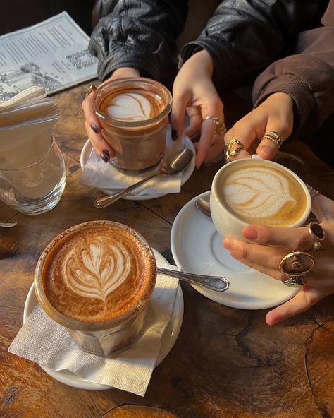 Latte Art, Instagram, Coffee, Starbucks, Coffee Date, Coffee Lover, Coffee Love, Coffee Addict, Coffee Obsession