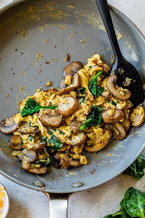 Mushroom-Spinach Scrambled Eggs is one of my go-to recipes for a quick high-protein, low-carb breakfast. Brunch, Low Carb Recipes, Protein, Scrambled Eggs, Breakfast Recipes, Healthy Recipes, Scrambled Eggs With Spinach, Scrambled Egg Recipes Healthy, Breakfast Recipes Easy