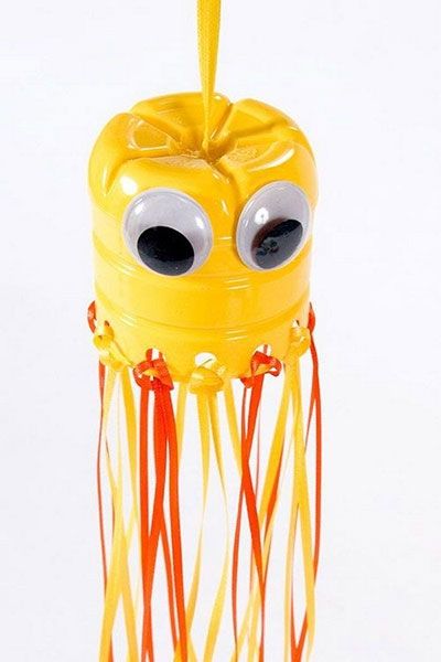 Get your kids excited with these fun and unique projects that also double as a great recycling campaign! With so many ideas, it is hard to… Candle Pendant Light, Geometric Pendant Light, Bottle Craft, Craft Images, Modern Candles, Dining Room Light Fixtures, Plastic Bottle Crafts, Farmhouse Chandelier, Ceiling Hanging