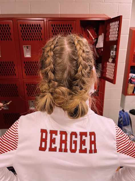 Volleyball Hair, Hairstyles For Softball, Hairstyles For Volleyball, Track Hairstyles, Ball Hairstyles, Braids For Short Hair, Hair Styles For Sports, Dutch Braid Hairstyles, Running Hairstyles