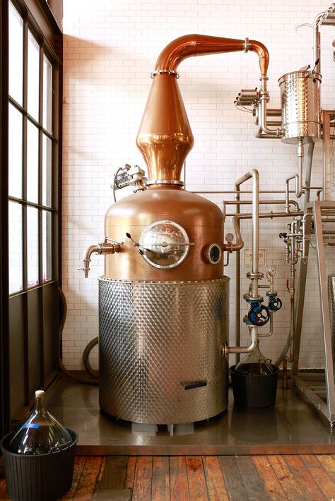 Vince Oleson refers to Widow Jane Distillery’s pot still as its “copper rocket ship.” Whiskey, Tequila, Home Brewing Beer, Alcohol, Wine Shipping, Whiskey Brands, Whiskey Distillery, Whiskey Still, Beer Brewing