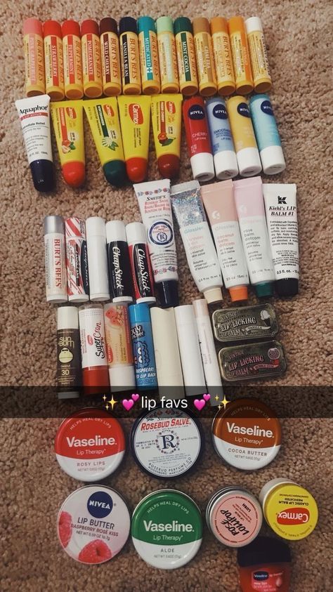 Perfume, Concealer, Lip Care, Lip Gloss, Glow, Drugstore Skincare Routine, Chapstick Addiction, Beauty Care, Chapstick Collection Aesthetic