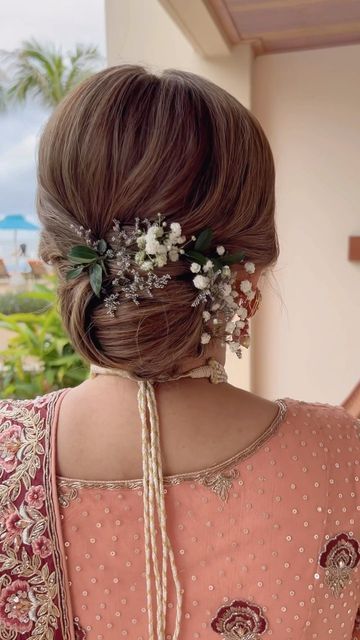 Ideas, Outfits, Queen, Ahmedabad, Instagram, Bridal Hairstyle Indian Wedding, Indian Bridal Hairstyles, Simple Hair Buns For Indian Wedding, Indian Bride Hairstyle