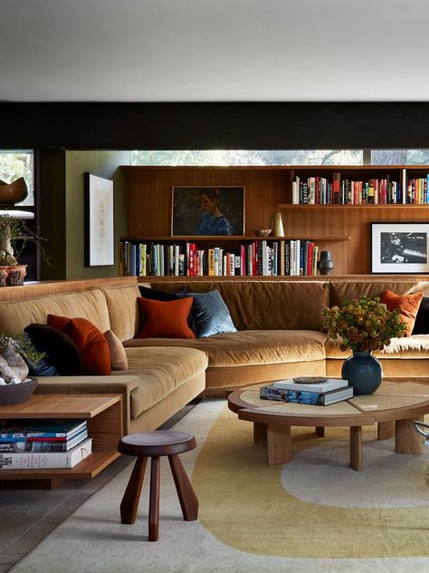 8 Mid-Century Modern Living Rooms Without an Eames Chair in Sight Home, Inspiration, Interior, Design, Styl, Dekorasyon, Modern, Inspo, Dapur