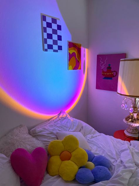 Room Makeover Bedroom, Room Ideas Bedroom, Bedroom Colors, Bedroom Inspo, Room Decor, Girly Room, Pink Room, Groovy Bedroom, Camper Decor