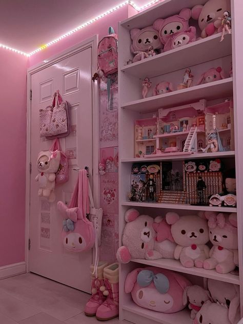 Cute Room Ideas, Cute Room Decor, Cute Bedroom Ideas, Cute Bedroom Decor, Room Inspo, Room Ideas, Room Inspiration Bedroom, Kawaii Room Ideas, Pink Room Decor
