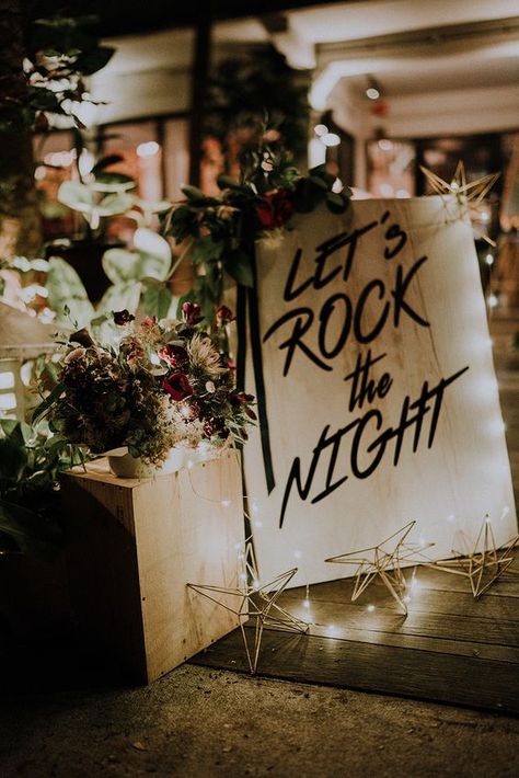 24 Music-Inspired Wedding Ideas That Will Hit a High Note with Your Guests Retro, Rockabilly, Rock N Roll Bride, Rock N Roll Wedding, Rock And Roll, Edgy Wedding, Goth Wedding, Halloween Wedding, Rock Wedding