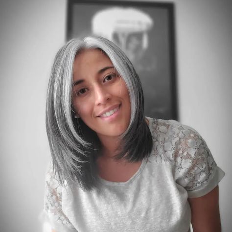 30+ Examples of Transitioning To Gray Hair: Top Styles for Women in 2022 Short Hair Styles, Hair Styles, Haar, Hair Cuts, Peinados, Black And Grey Hair, Long Gray Hair, Gray Hair Cuts, Grey Hair