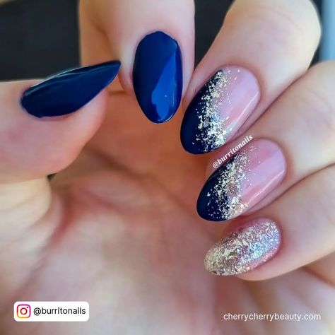 24 Trendy Navy Blue And Silver Nails 3 Inspiration, Gold Nails, Design, Ongles, Cute Simple Nails, Kuku, Classy Nail Designs, Nail Colors, Dark Blue Nails
