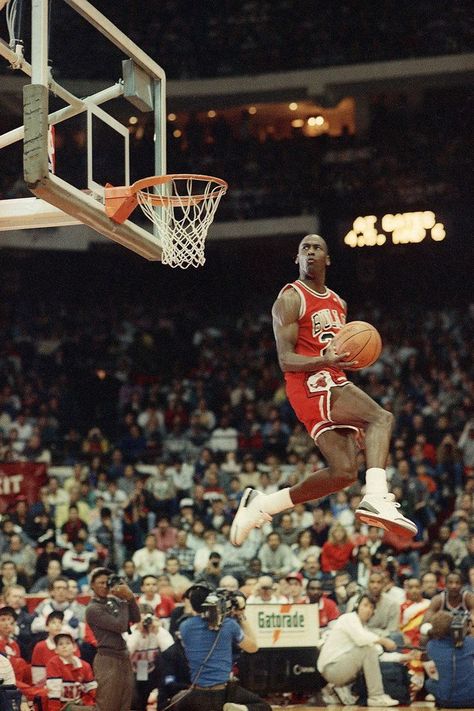 Jordans, Basketball, Michael Jordan, Michael Jordan Basketball, Michael Jordan Poster, Michael Jordan Pictures, Michael Jordan Photos, Nba Pictures, Kobe Bryant Pictures