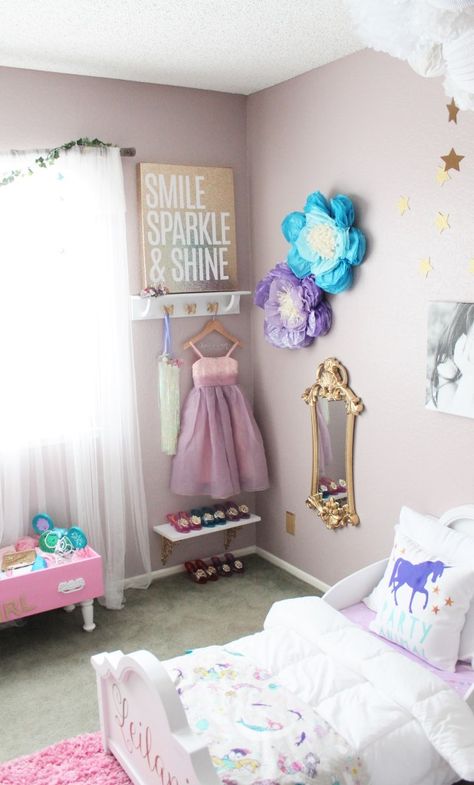 Dress-up corner in a girl's room! Love those shelves to display her princess shoes. Dress Up Corner, Dress Up Area, Reading Corners, Shared Girls Room, Unicorn Room, Unicorn Bedroom, Toddler Bedroom Girl, Big Girl Bedrooms, Toddler Girl Room