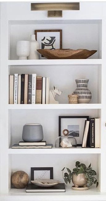 Stylish bookcase Diy, Interior, Minimalism, Inspiration, Design, Ev Düzenleme Fikirleri, Dekoration, Style, Dekorasi Rumah