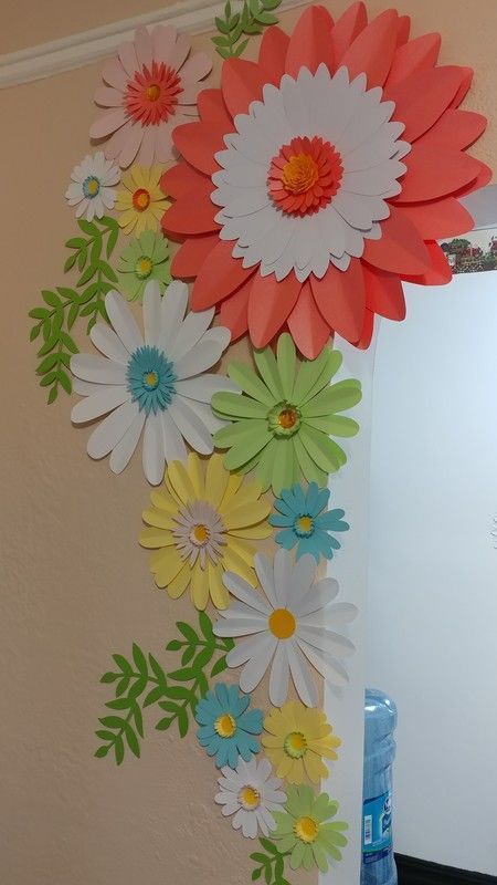 Paper Flowers, Paper Flower Wall, Easy Paper Flowers, Paper Flowers Diy, Paper Flowers Craft, Flower Crafts, Diy Flowers, Flower Diy Crafts, Flower Decorations