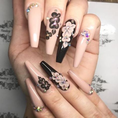 40+ Nude Nail Art Ideas to Mix Up Your Basic Manicure — OSTTY Nail Designs, Bling Nails, Nail Art Designs, Nude Nails, Coffin Nails Designs, Nail Designs Spring, Fancy Nails, Fabulous Nails, Uñas Decoradas