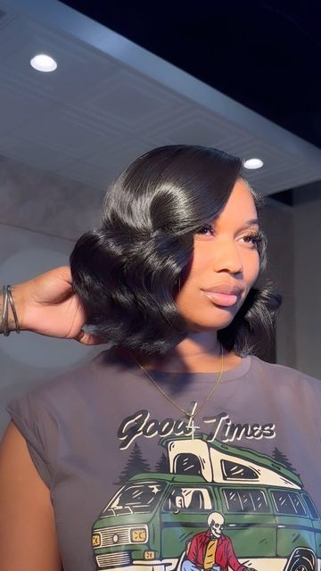 Evan-Nicole Williams on Instagram: "PERFECT HAIR x PERFECT BOB 🔥 @glamaffairhairco @1.love.c 14”14” Luxury Brazilian Body Wave for one of my favorite muses 🖤 this install came out beautifully & the hair was effortless per usual. Obsessed with @glamaffairhairco 🤎 so many textures & so many looks! Use code: GURU25 for $25 off of your next order!! Thank me later 💋 #AtlantaHairstylist #AtlantaHair #NaturalHair #Atlanta #Bundles #HairStylist #ATLhair #NaturalHair #atlponytail #TapeIns #ClipIn Ideas, Sew In Body Wave, Crimp Bob Wig, Short Sew In Hairstyles, Sew In Hairstyles, Sew In Bob Hairstyles, Lace Closure Bob, Body Wave Weave, Body Wave Hair