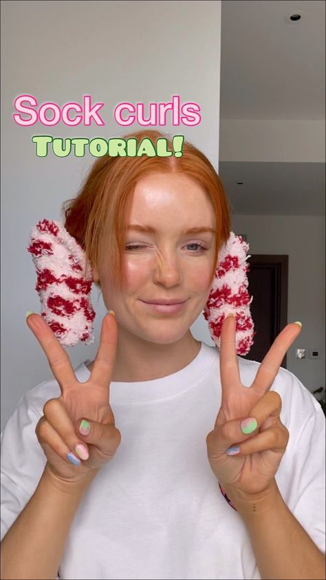 Instagram, How To Do Sock Curls Overnight, Sock Bun Curls, Sock Curls, Curl Hair Without Heat, Curling Hair With Socks, How To Curl Your Hair, How To Curl Short Hair, Hairstyles To Sleep In