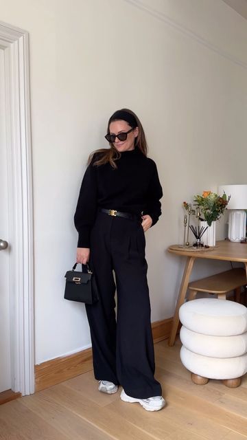 jessica chelsea hamilton. on Instagram: "so simple, so easy, so chic & so classy. All black everything today to recreate this gorgeous Pinterest outfit on my size UK10-12 body. For someone who lives in leggings and baggy jumpers - I always think that looking ‘polished’ and ‘chic’ is going to be too much work or uncomfortable but this outfit is so easy to do and looks so well put together with zero effort and SO COMFY. Black trousers, black jumper & a belt - so simple & quick. What do you think? Would you wear this? Everything is linked in my bio 🖤🫶🏻🧦🍂 • • • Simple relatable outfits, everyday outfits, achievable style, comfy chic style, Autumn outfit ideas, autumnal looks, size 10 outfits, get dressed with me, how to wear, recreating Pinterest outfits, uk size 12, how to style, gre Belts, Leggings, Outfits, Instagram, Wide Leg Trousers Outfit, Trousers Outfit Work, Black Wide Leg Trousers Outfit, Everyday Fashion Outfits, Chic Work Outfit