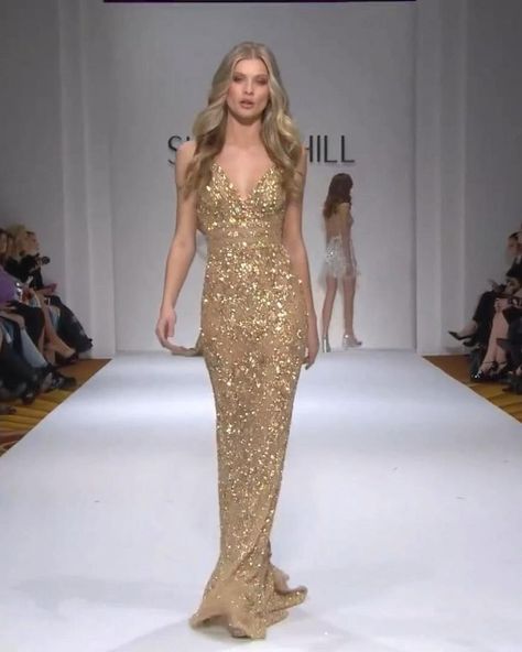 Evening Dresses, Outfits, Sherri Hill Gowns, Sherri Hill Dresses Long, Sherri Hill Prom Dresses, Sherri Hill Dresses, Evening Gowns Gold, Runway Dresses Gowns, Runway Gowns