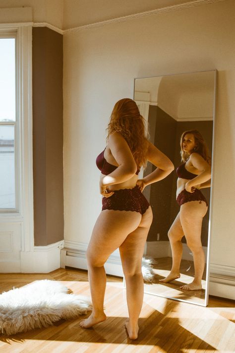 What It Feels Like To Be A Size 12 In The Body Positive Movement Instagram, Skinny, Mindfulness, Yoga, Body Positivity Inspiration, Body Positivity Photography, Body Positive Photography, Body Confidence, Body Positive Photography Aesthetic