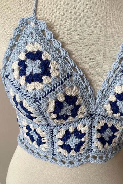 "Be bold and unique with this one-of-a-kind Crochet Boho Crop Top and Bustier Bra Blue Evil Eye! Show off your fashion forward-style and get ready to turn heads! #boho #crochet #evileye #croptop" Boho, Crochet, Haken, Model, Pola Rajut, Cute Crochet, Tricot, Costume, Stricken
