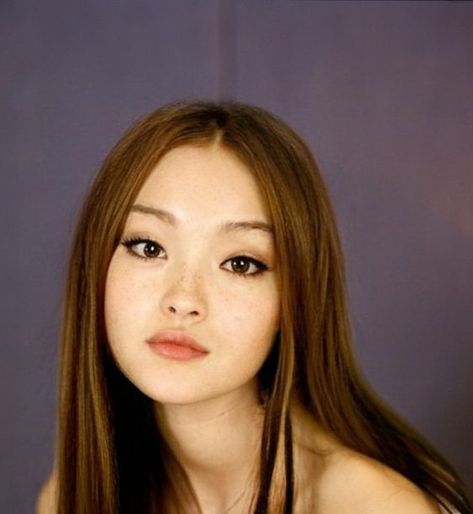 Ideal face 🥹 People, Devon, Asian Make Up, Devon Aoki, Devon Aoki Icon, Asian 90s Makeup, Teen Actresses, Women, Filipino Makeup