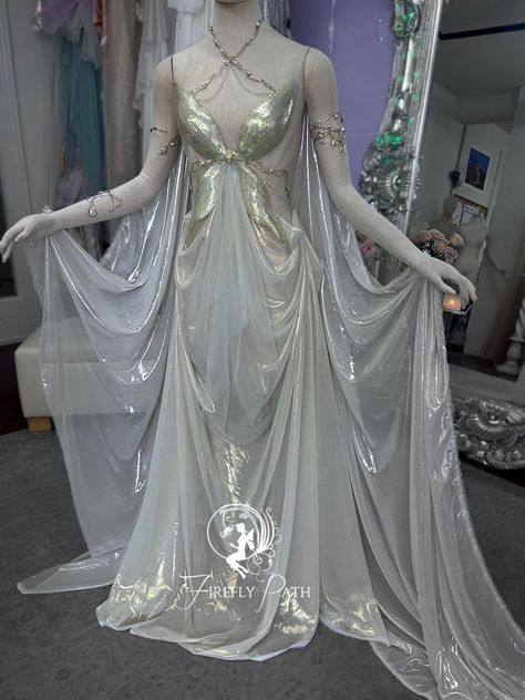 Fantasy Dress, Fairy Dress, Ethereal Dress Goddesses, Fantasy Dresses, Fairy Dresses, Dream Dress, Fantasy Clothing, Ethereal Dress, Butterfly Dress