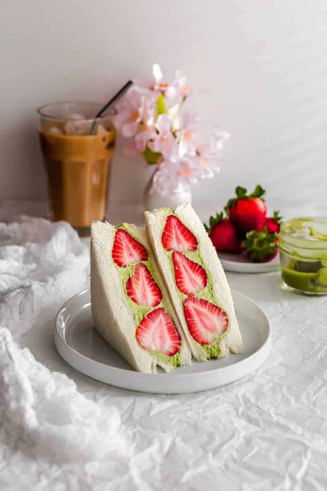 Matcha Strawberry Fruit Sando | Sift & Simmer Matcha, Desserts, Cake, Fruit, Brunch, Fruit Drinks, Strawberry Tea, Fruit Food, Fruit Sando Aesthetic