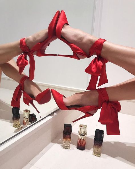 10 Things Every Shoe Addict Worth Her Louboutins Knows To Be True Fashion, Clothes, Vogue, Christian Louboutin, Heels, Lady In Red, Shoe Addict, Me Too Shoes, Red Shoes