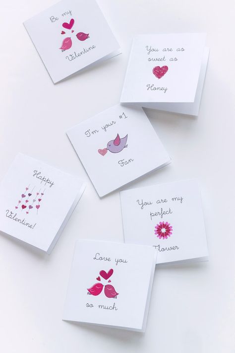 hese cute love notes are the perfect gift to express your sentiments to your significant other. Just download the template, print and surprise your lover with adorable love quotes on cards hidden into a lunch bag, or displayed in the bathroom, or used as gift tags | eatwell101.com Mini, Weihnachten, Romantic, Birthday Card Drawing, Free, Knutselen, Love Cards, Manualidades, Birthday Cards