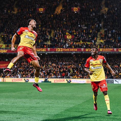 Ghana international Salis Abdul Samed has shared his excitement after helping RC lens to defeat Angers in the French Ligue 1.The 22-year-old started and lasted the entire duration as RC Lens inflicted an emphatic 3-0 home win over Angers on Saturday.Ikoma Lois Openda’s brace and Seko Fofana strike were enough for the home team to pick victory.Salis put up an impressive show to help his side secure all points at stake at the Stade Bollaert-Delelis. The Black Stars midfielder assisted his sides… Rc Lens, American Football, Win, Ikoma, Midfielder, Football, 22 Years Old, Black Star, Widget