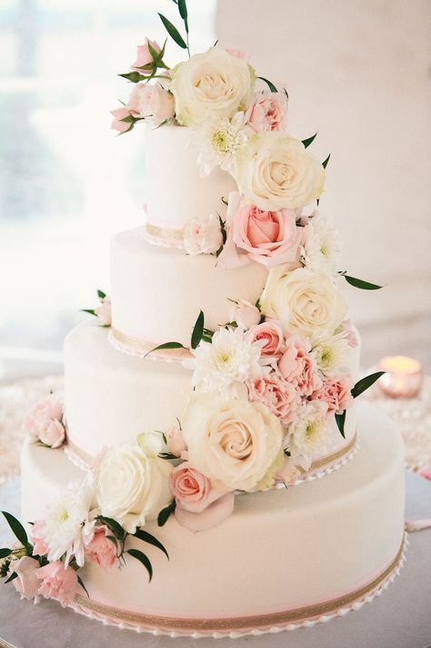Four Tier Round White and Blush Pink Wedding Cake with Fresh Flower Roses and Pearl Decoration on Specialty Linen Bride, Wedding Inspiration, Simple Weddings, Wedding Cakes, Wedding, Wedding Hair, Wedding Cake Designs, Beautiful Wedding Cakes, Wedding Cake Inspiration