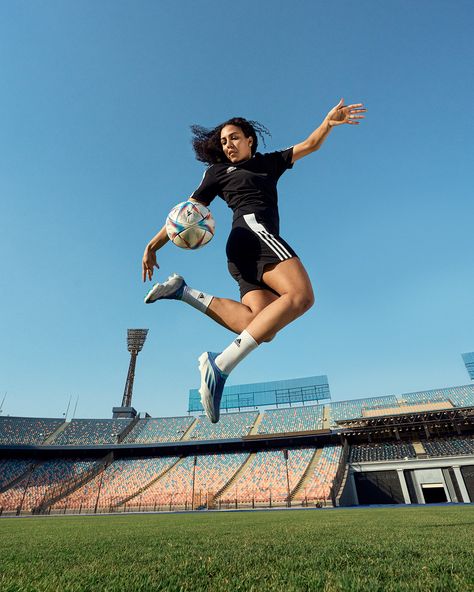 Football, Soccer Poses, Football Poses, Soccer Photography Poses, Athlete, Personas, Soccer, Soccer Photography, Fotos