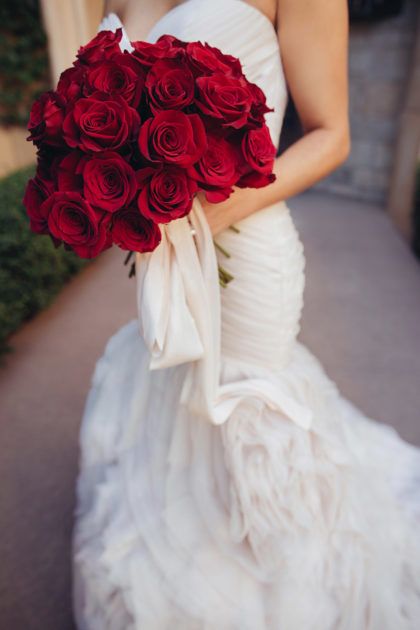 Classic Red Rose Bouquet | Photography: Choate House | Florist + Planner: XO Events & Design | #weddings #bridesofok #bouquets Wedding Colours, Bouquets, Burgundy Wedding, Red Bride Bouquets, Wedding Colors, Red Wedding Theme, Wedding Boquet, Red Bridal Bouquet, Red And White Weddings