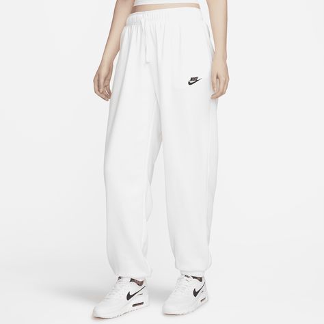 Nike, Tracksuit Bottoms, Outfits, Volleyball, Sweatpants Nike, Fleece Sweatpants, Sweatpants Outfit, Sweatpants, White Nike Sweatpants