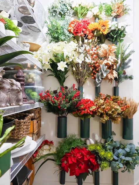 Storage ideas for stems and florals Studio, Organisation, Ideas, Floral, Wreath Storage, Floral Organization Ideas, Hanging Wreath, Spring Decor, Stems