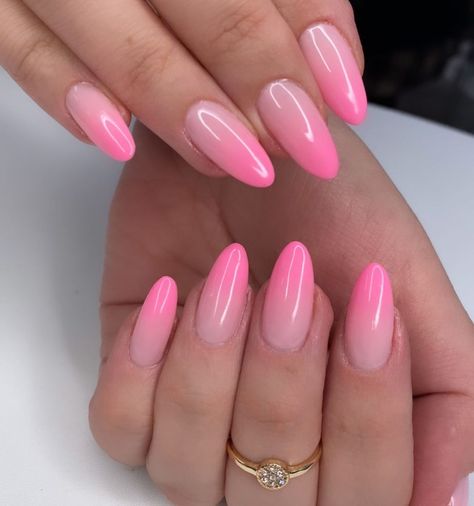 The Nail Bar💅 on Instagram: “#pinkombrenails . . . . . #ombrenails #gelxextensions #almondnails #pinklovers #nailsalon #thenailbarofficial #styleinspo #nailsoftheday…” Classy Acrylic Nails, Cute Gel Nails, Almond Acrylic Nails, Pretty Nails, Casual Nails, Chic Nails, Swag Nails, Stylish Nails, Nail Art Designs Videos