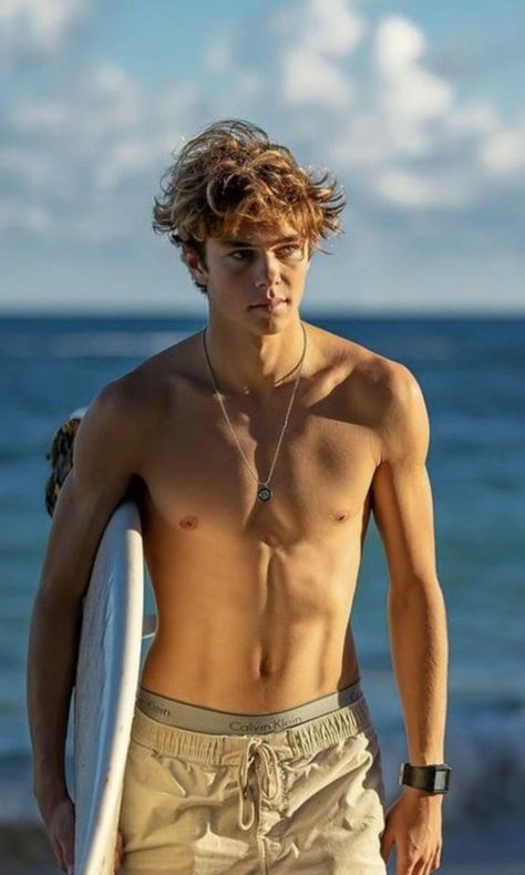 Top 25 Best Teenage Haircuts To Try This Year Hot Men Bodies, Hot Surfer Guys, Attractive Guys, Surfer Guys, Surfer Boys, Australian Guys, Australian Men, Australian Boys